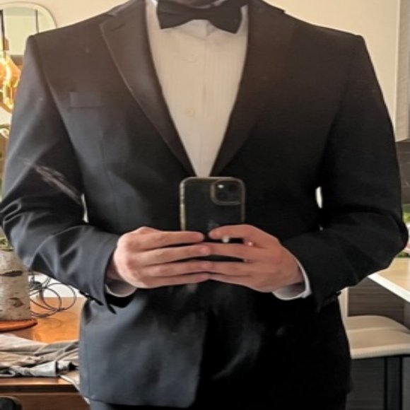 Calvin Klein Slim Fit Tuxedo JACKET AND PANTS + Tuxedo Shirt PERFECT CONDITION - Picture 3 of 4